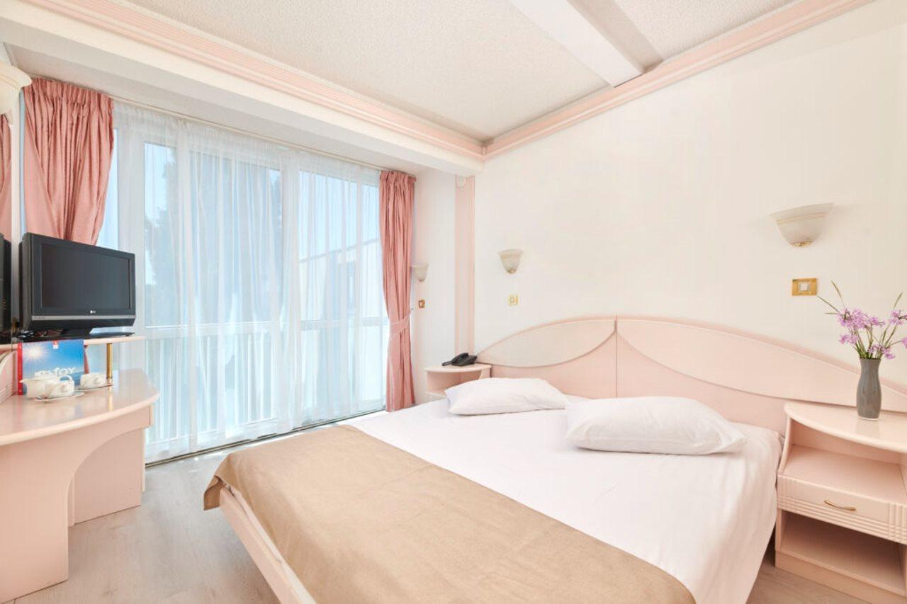 Hotel Zorna Plava Laguna Πόρετς Εξωτερικό φωτογραφία