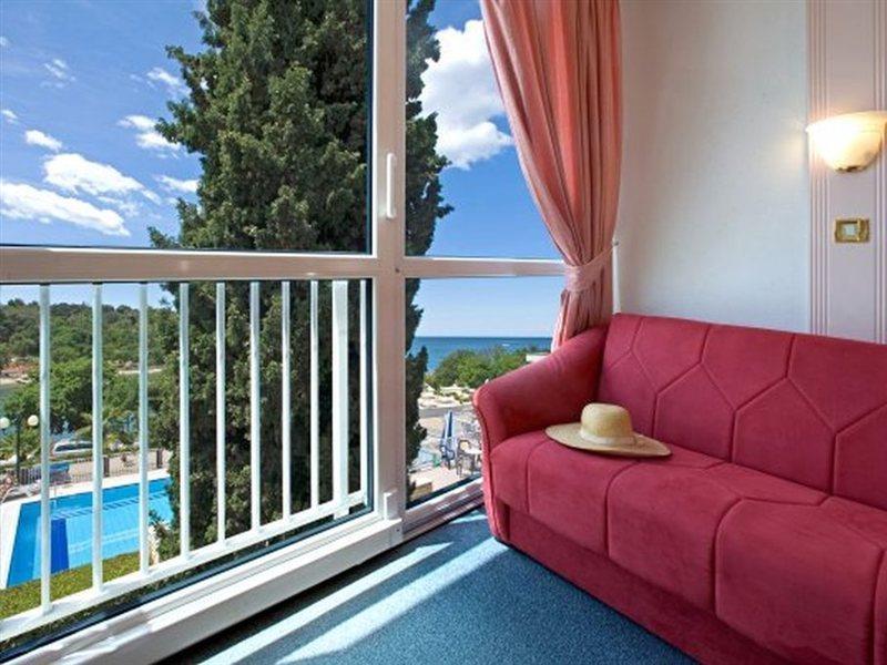 Hotel Zorna Plava Laguna Πόρετς Εξωτερικό φωτογραφία