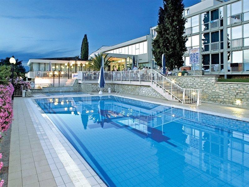 Hotel Zorna Plava Laguna Πόρετς Εξωτερικό φωτογραφία